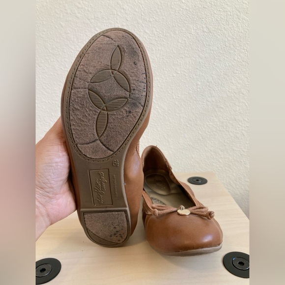 Dexflex Comfort Caramel Ballet Flats - Picture 7 of 9